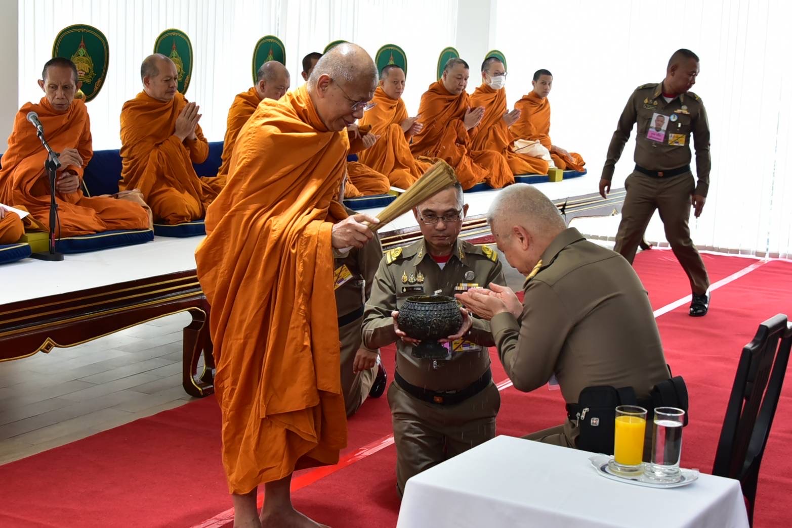 title - รองเลขาธิการ ส.ป.ก. ร่วมพิธีเจริญพระพุทธมนต์ เพื่อถวายเป็นพระราชกุศลแด่พระบาทสมเด็จพระเจ้าอยู่หัว เนื่องในโอกาสมหามงคลเฉลิมพระชนมพรรษา 28 กรกฎาคม 2569 ณ อาคารเฉลิมพระเกียรติ 72 พรรษา สวนสมเด็จพระนางเจ้าสิริกิติ์ฯ